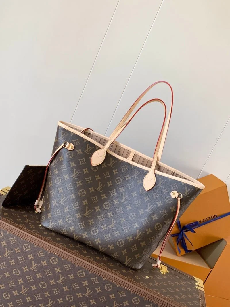 FashionForward Louis Vuitton Shopping Bags 43273