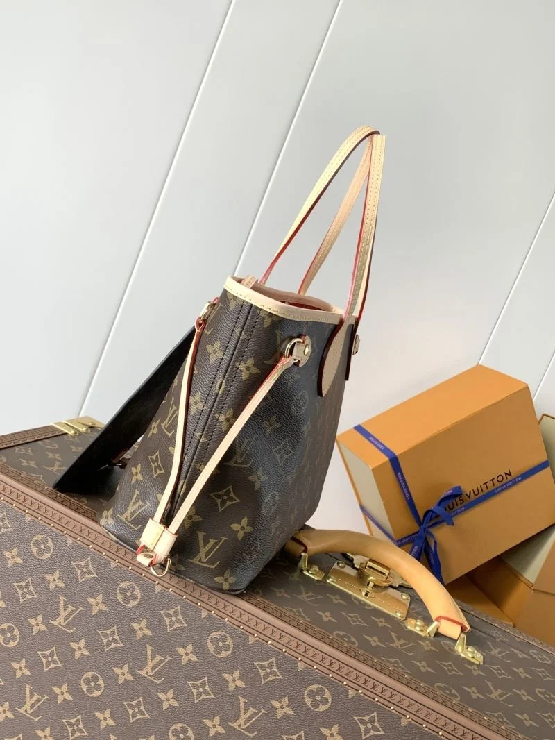 Snug Louis Vuitton Shopping Bags 43265