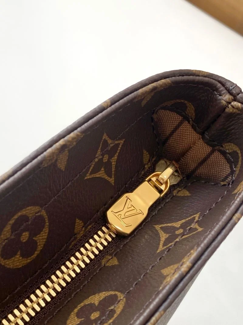 Louis Vuitton Shopping Bags ComfortFit 43262