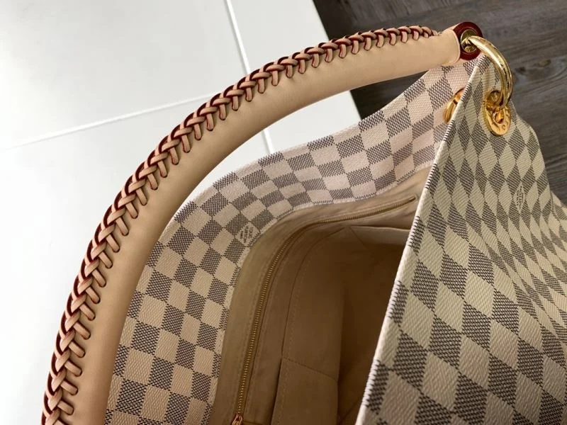 Affordable Louis Vuitton Shopping Bags 43260