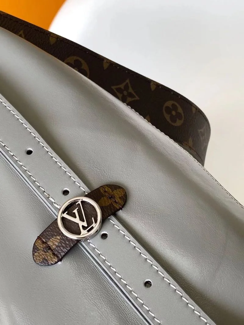 Lightweight Louis Vuitton Shopping Bags 42565