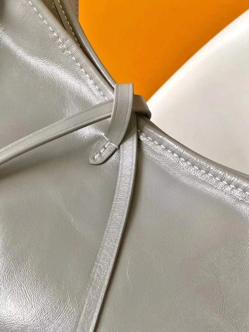 Lightweight Louis Vuitton Shopping Bags 42565
