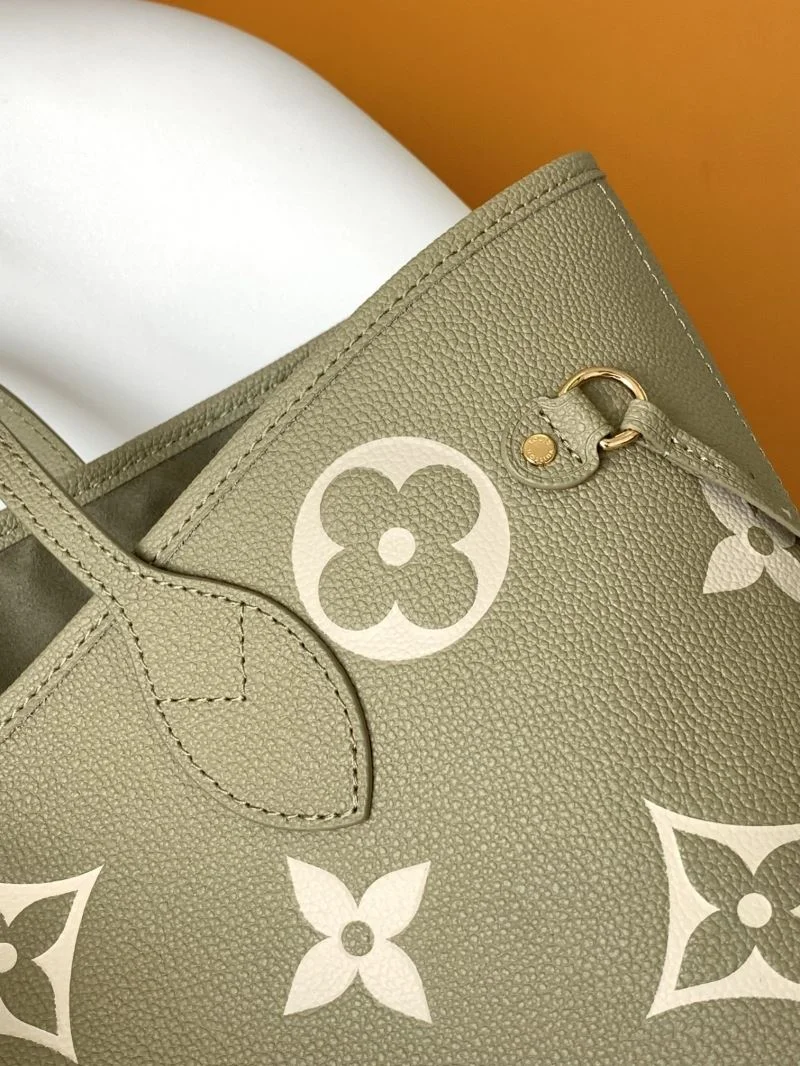 Louis Vuitton Shopping Bags Unisex 42560