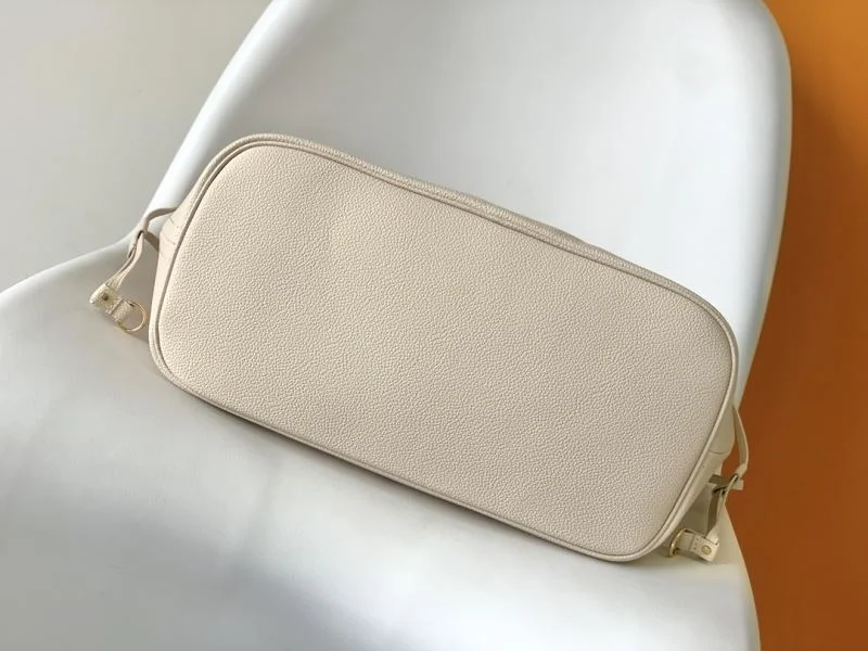WeatherProof Louis Vuitton Shopping Bags 42563