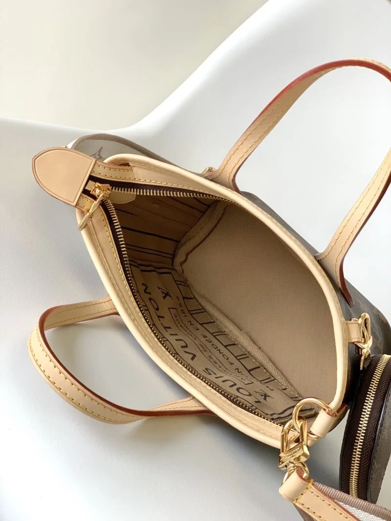Louis Vuitton Shopping Bags EasyMatch 42578