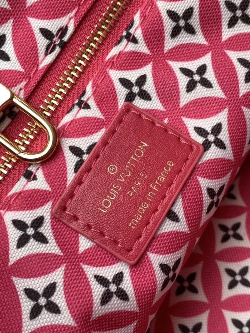 Flexible Louis Vuitton Shopping Bags 42581