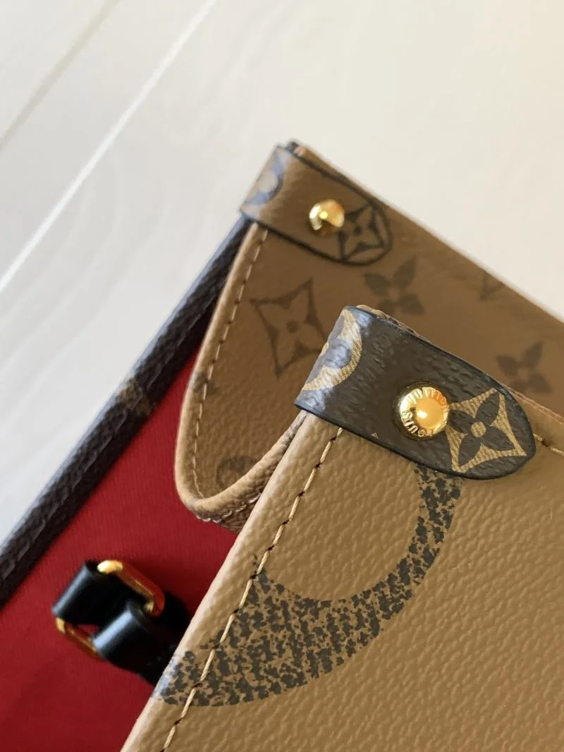 Stretchable Louis Vuitton Shopping Bags 42584