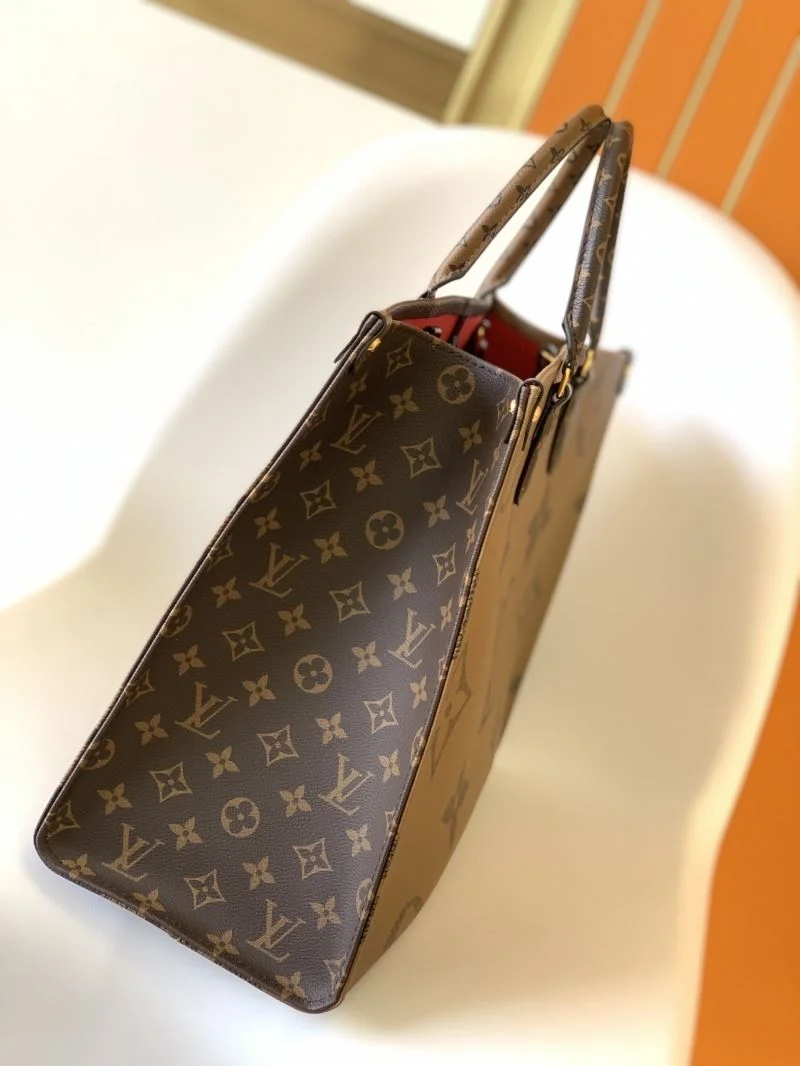 Chic Louis Vuitton Shopping Bags 42583