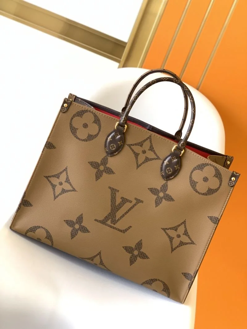 Chic Louis Vuitton Shopping Bags 42583