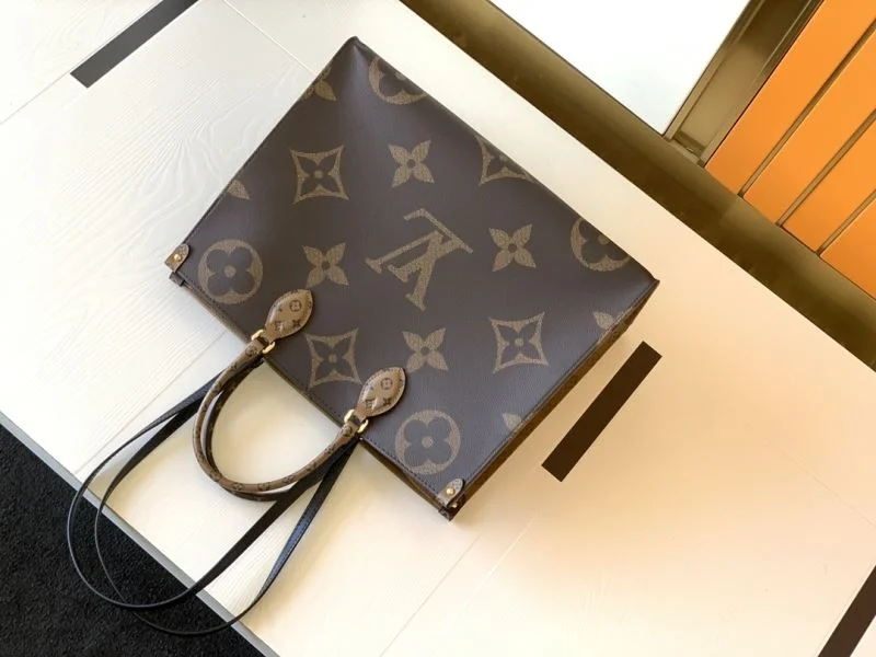 Chic Louis Vuitton Shopping Bags 42583