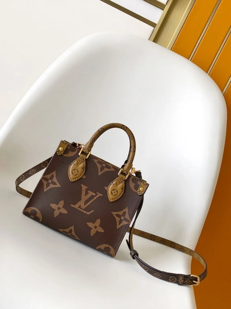 Louis Vuitton Shopping Bags TechFriendly 42531