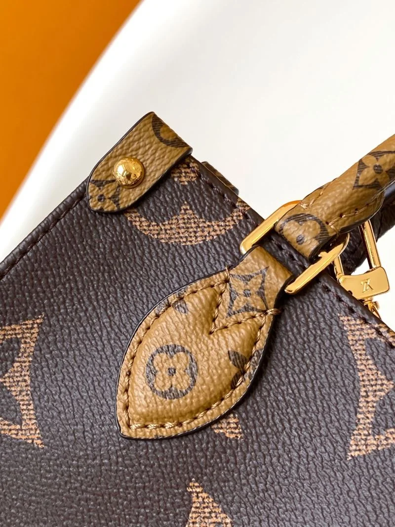 Louis Vuitton Shopping Bags TechFriendly 42531