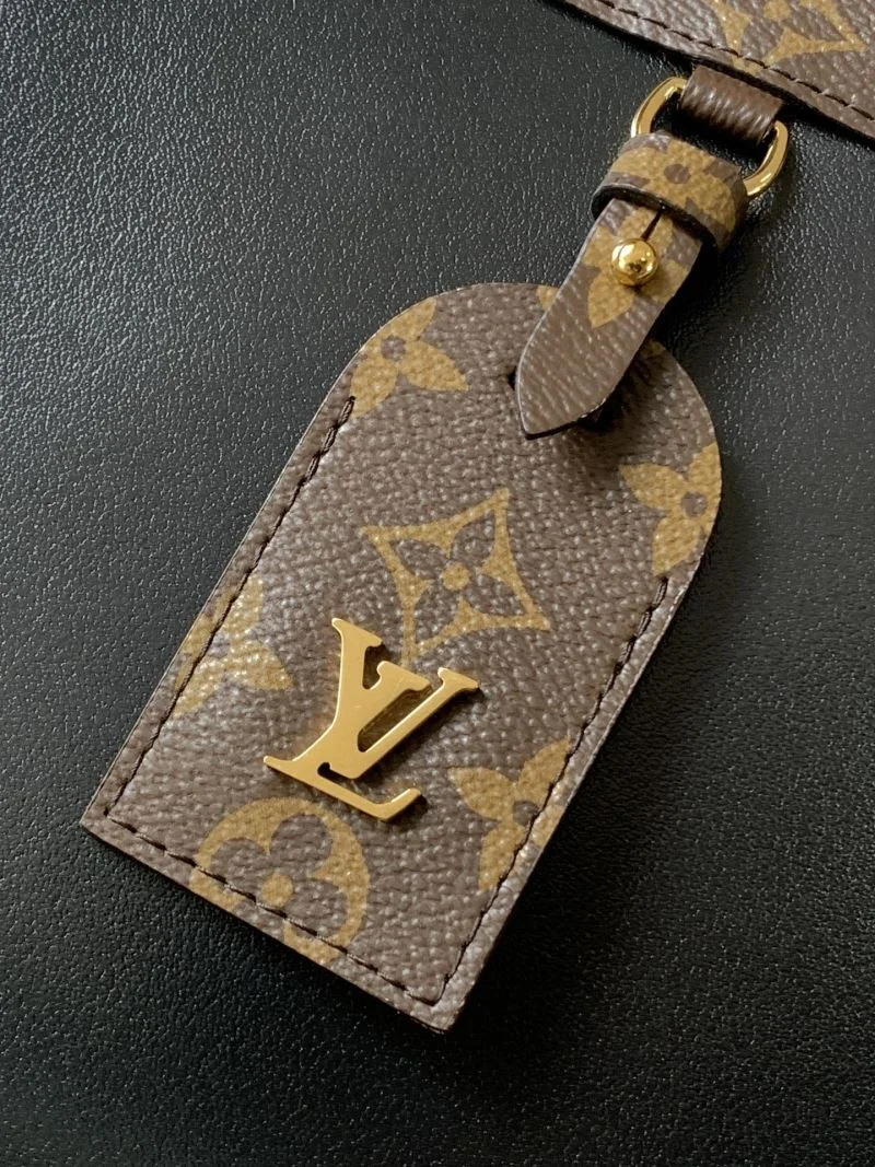Louis Vuitton Shopping Bags SportInspired 42506