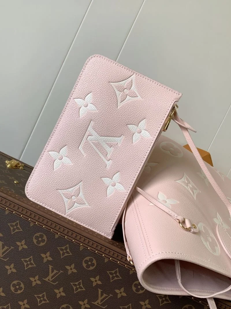 Louis Vuitton Shopping Bags WellDesigned 42524