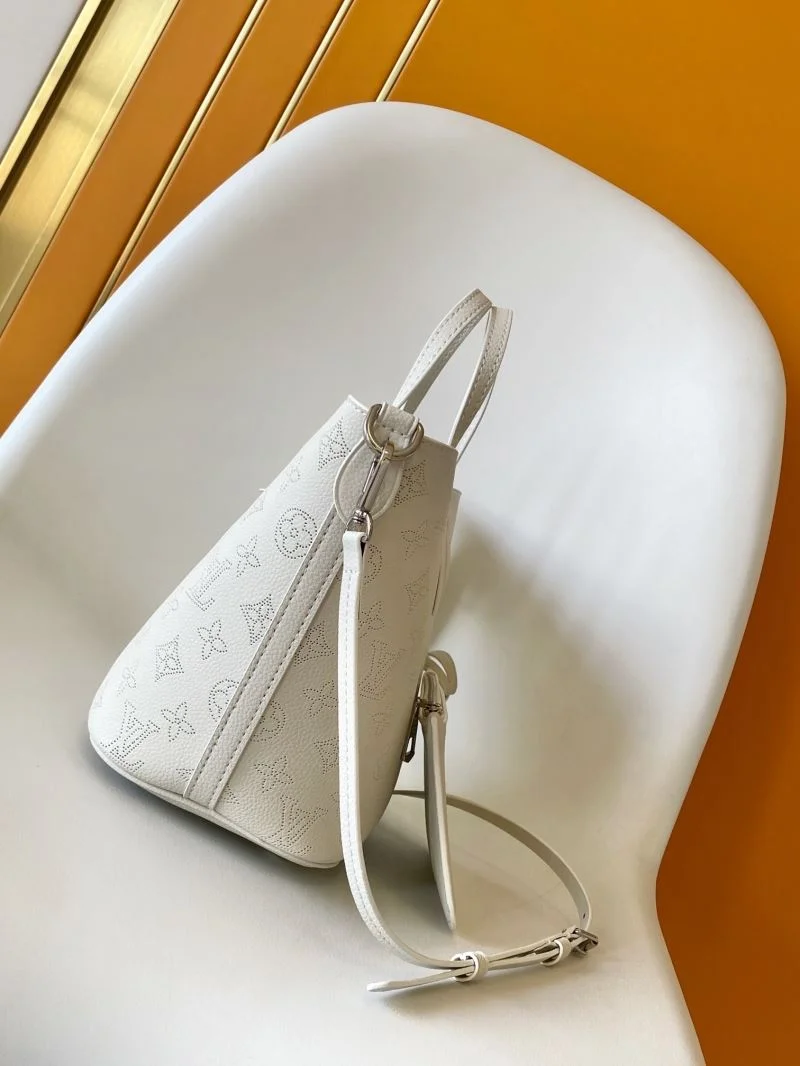 Louis Vuitton Shopping Bags Bold 42550
