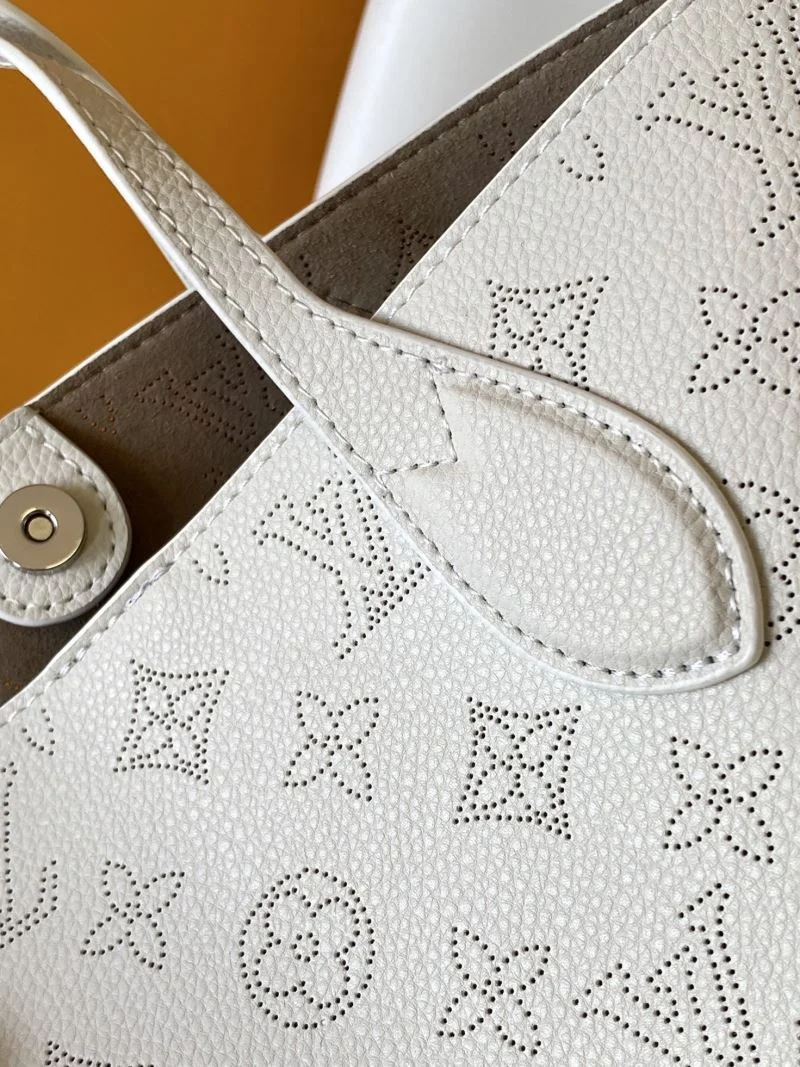 Louis Vuitton Shopping Bags Bold 42550