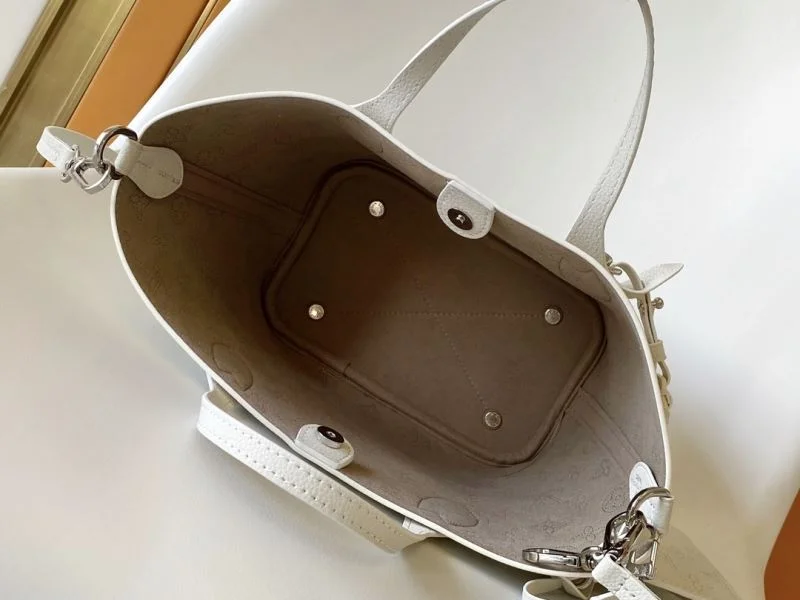 Louis Vuitton Shopping Bags Bold 42550