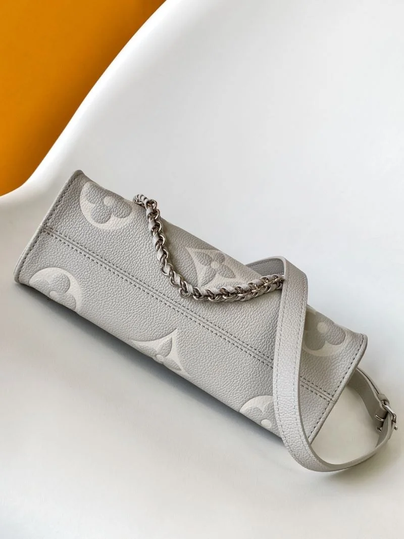 Affordable Louis Vuitton Shopping Bags 42518