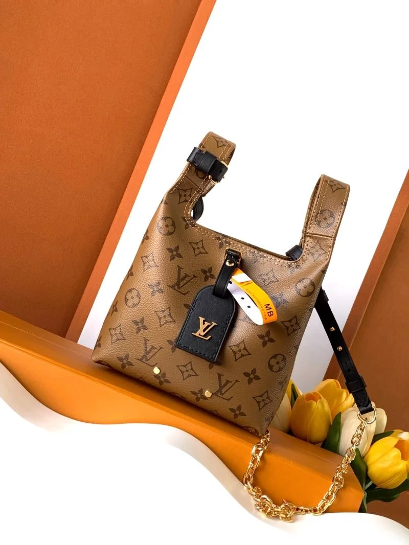 Stretchable Louis Vuitton Shopping Bags 42498