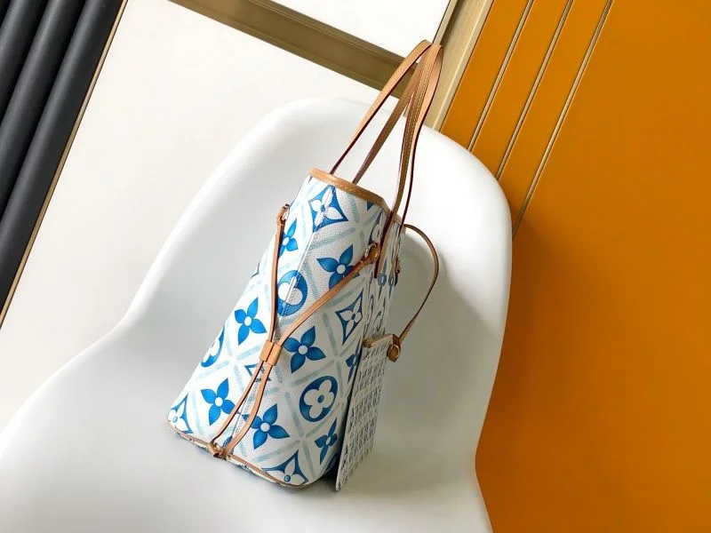 Soft Louis Vuitton Shopping Bags 42496