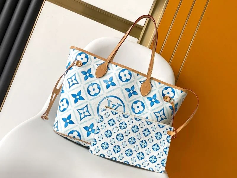 Soft Louis Vuitton Shopping Bags 42496