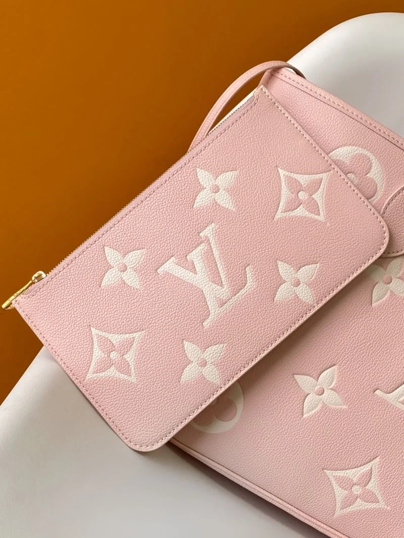 Soft Louis Vuitton Shopping Bags 42480