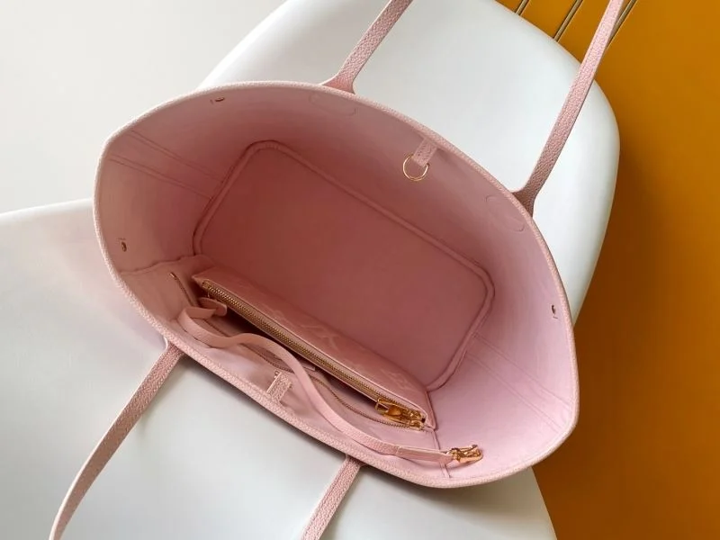 Soft Louis Vuitton Shopping Bags 42480