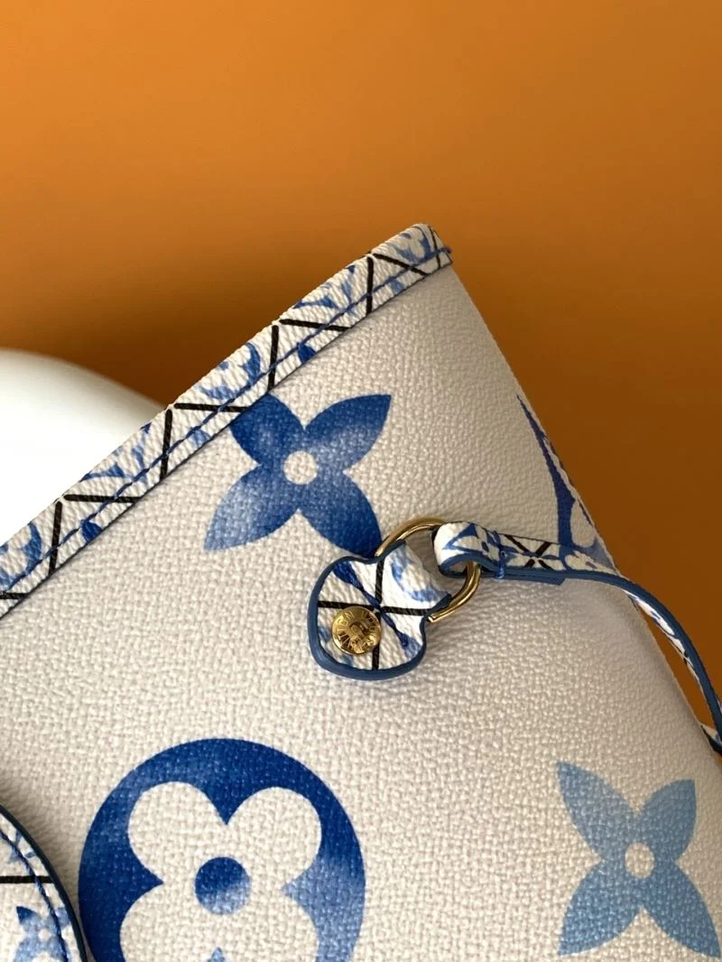 Comfortable Louis Vuitton Shopping Bags 42521