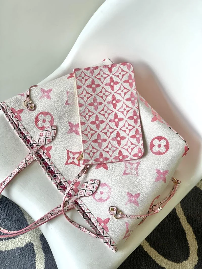 Lightweight Louis Vuitton Shopping Bags 42489