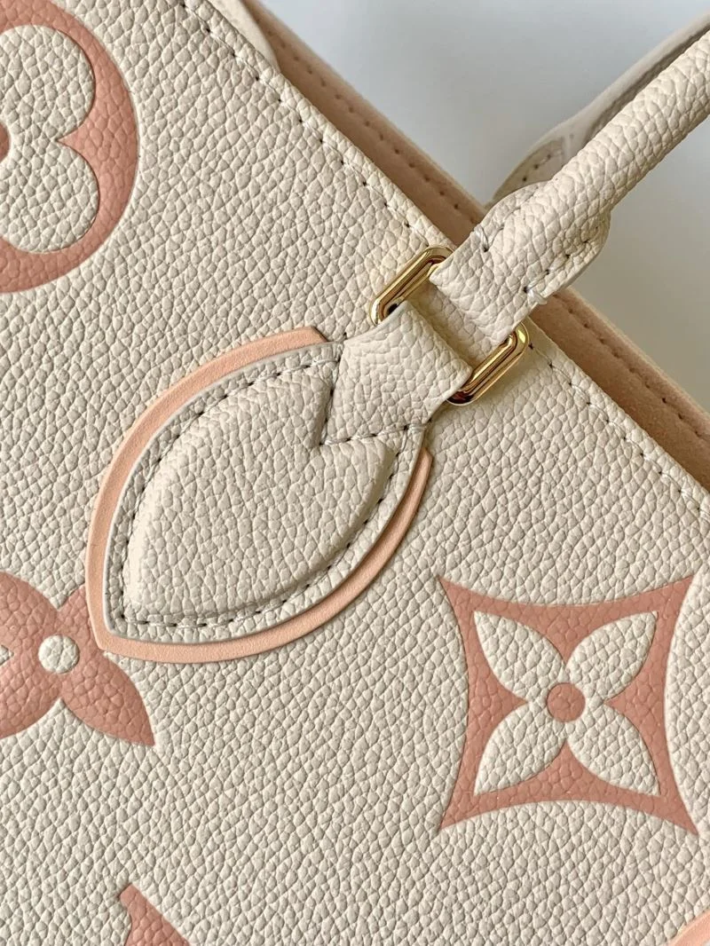 Lightweight Louis Vuitton Shopping Bags 42479