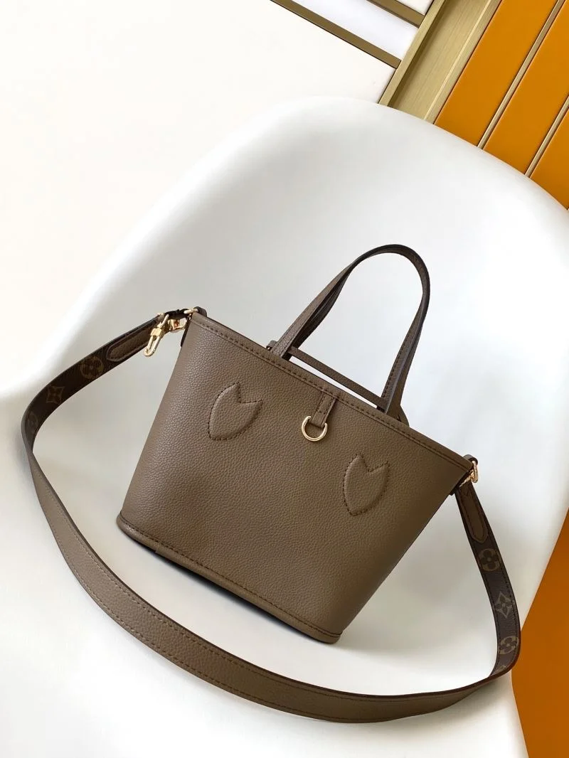 Louis Vuitton Shopping Bags WellDesigned 42462