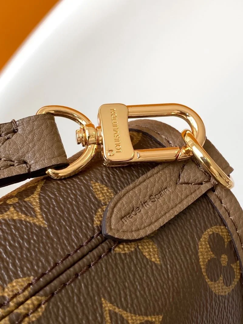 Louis Vuitton Shopping Bags WellDesigned 42462