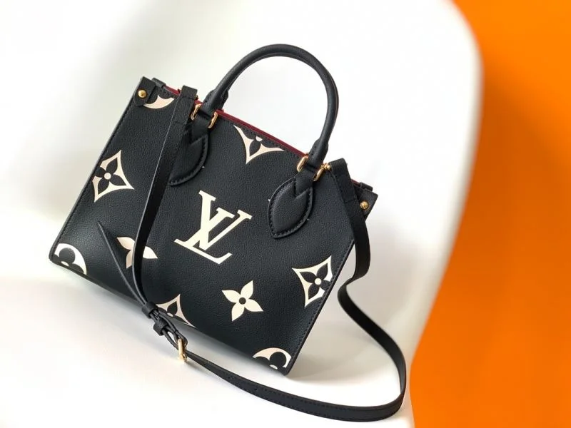 Bright Louis Vuitton Shopping Bags 42451