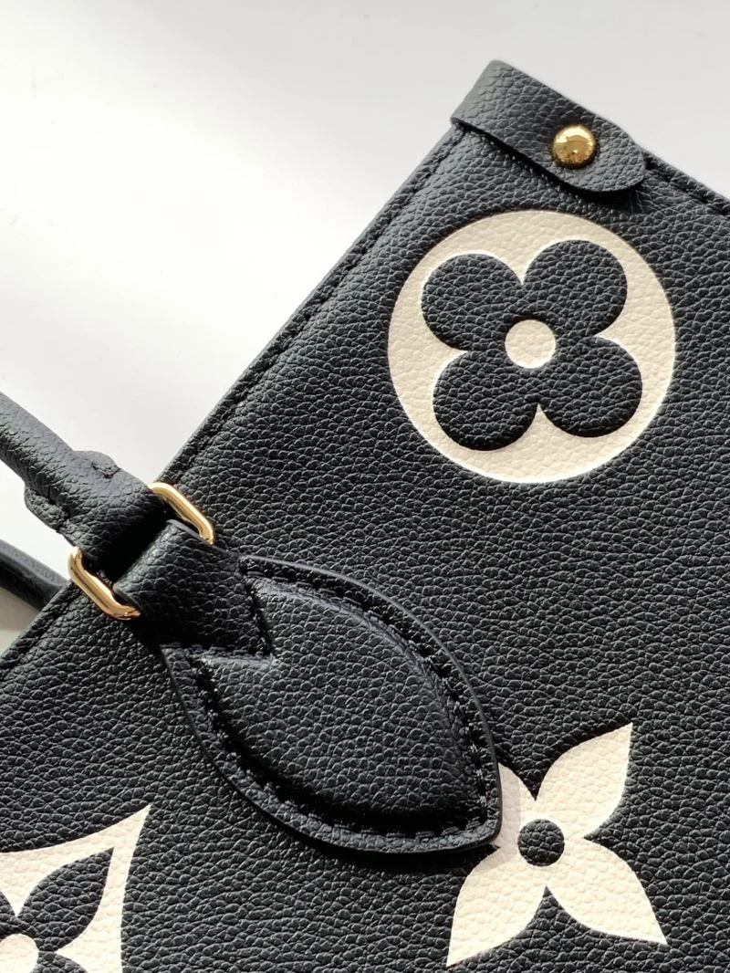 Breathable Louis Vuitton Shopping Bags 42447