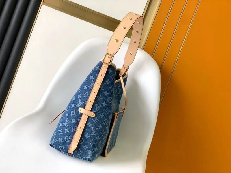 Sporty Louis Vuitton Shopping Bags 42440