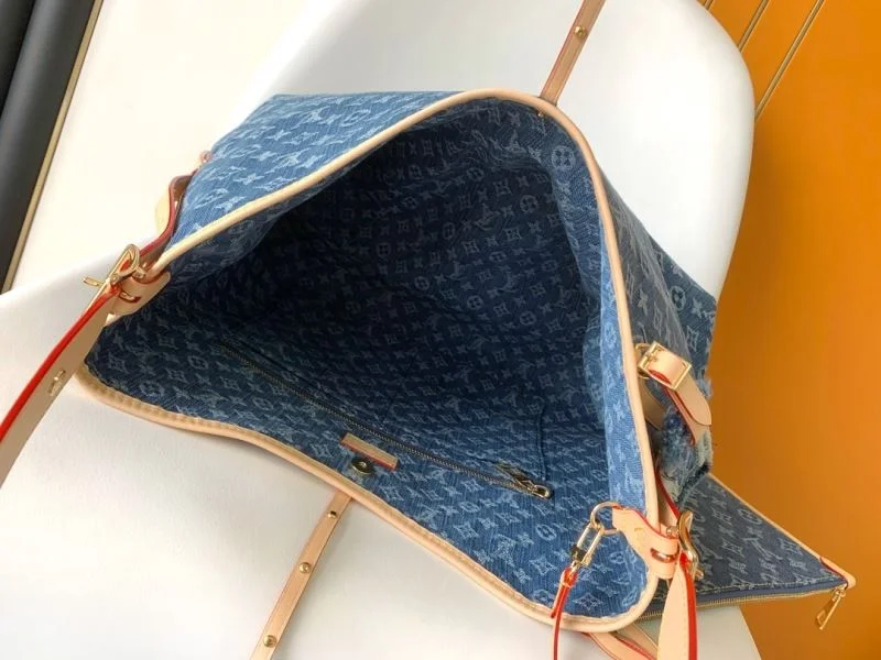 Sporty Louis Vuitton Shopping Bags 42440