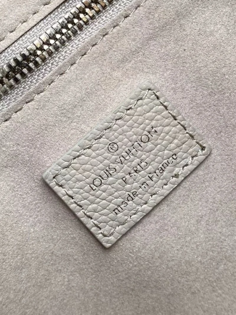 HighQuality Louis Vuitton Shopping Bags 42438