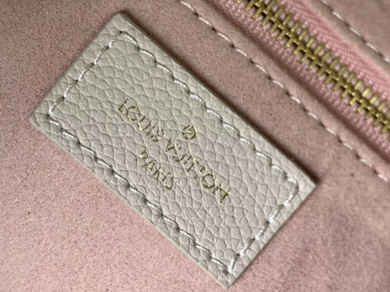Minimalist Louis Vuitton Shopping Bags 42455