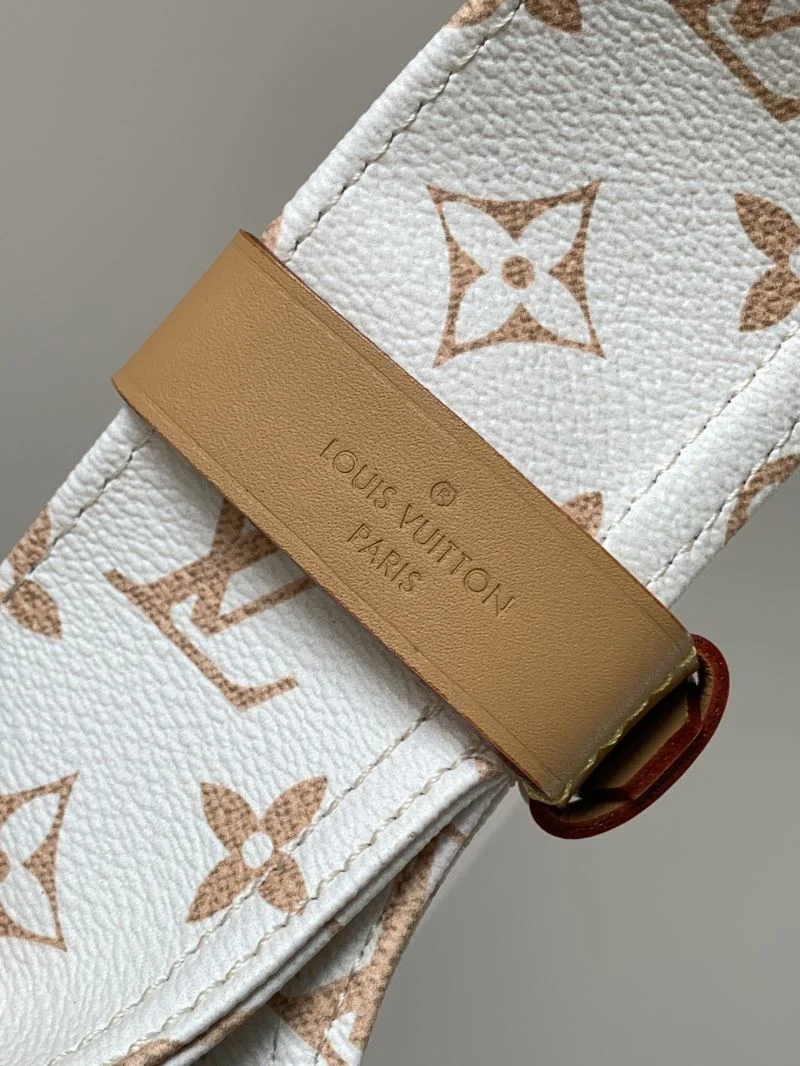 Louis Vuitton Shopping Bags Colorful 42457