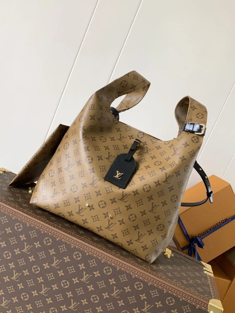 Louis Vuitton Shopping Bags WellDesigned 42430