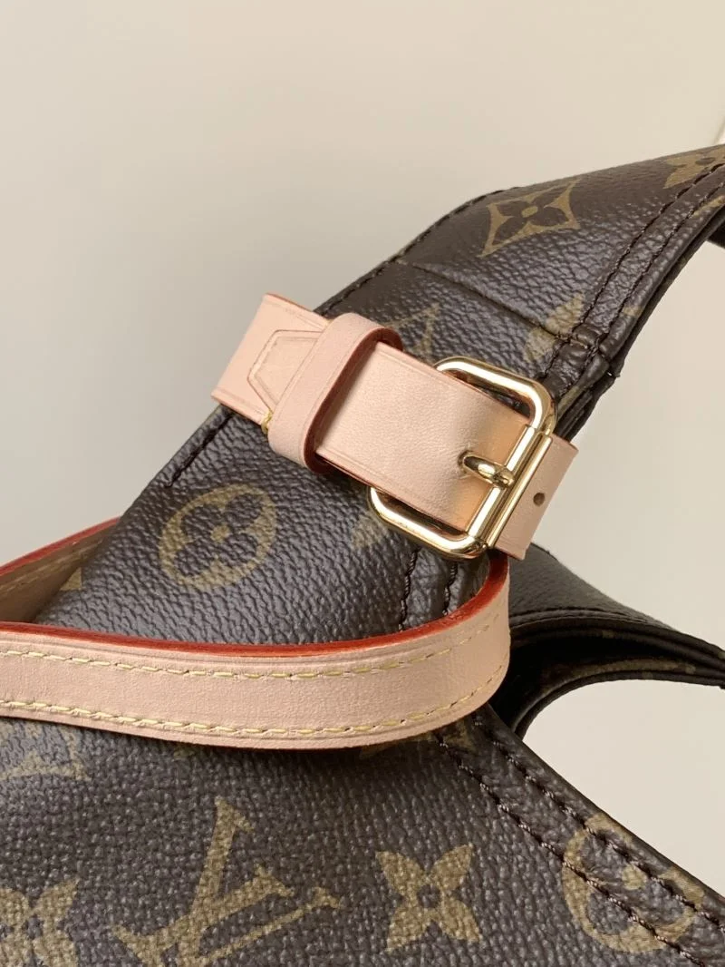 Louis Vuitton Shopping Bags UrbanChic 42437