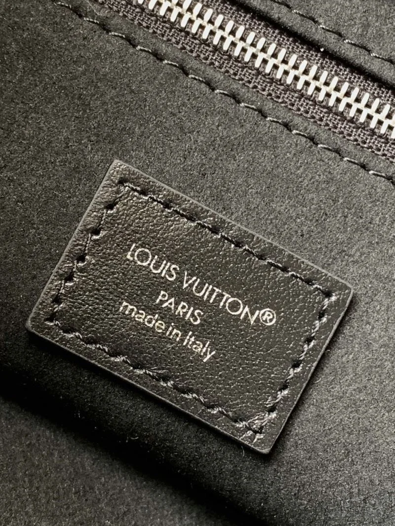 Snug Louis Vuitton Shopping Bags 42424