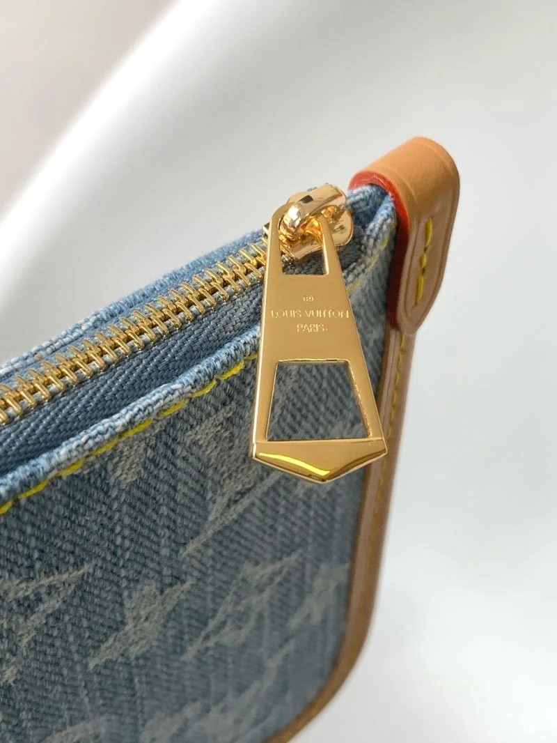 Stretchable Louis Vuitton Shopping Bags 41899