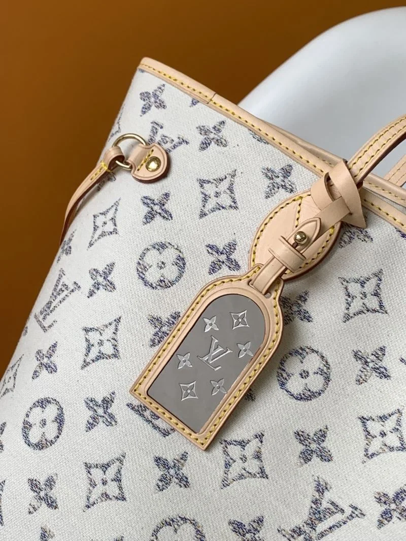 Lightweight Louis Vuitton Shopping Bags 41903