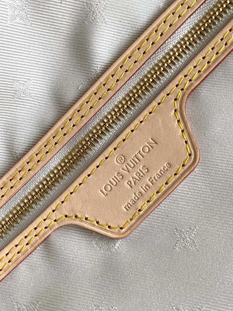 Lightweight Louis Vuitton Shopping Bags 41903
