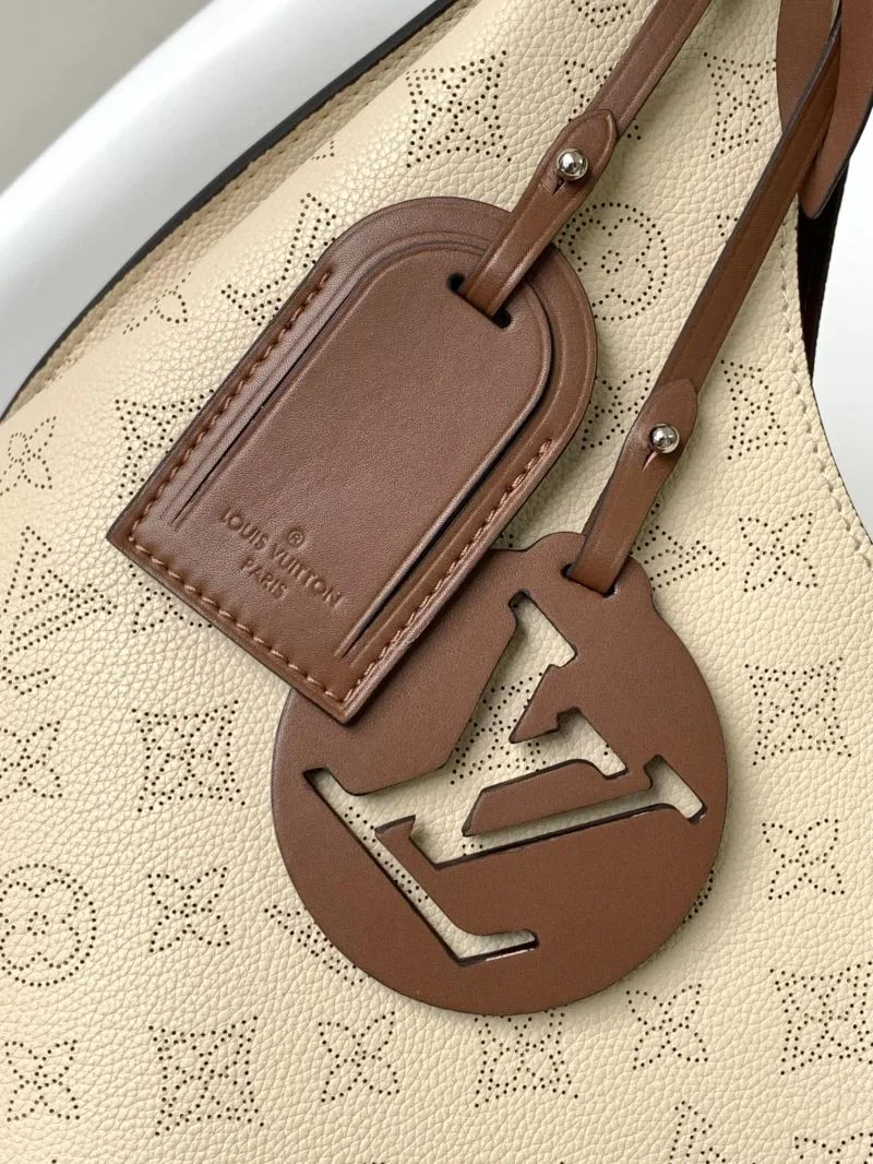 Louis Vuitton Shopping Bags FashionForward 41905
