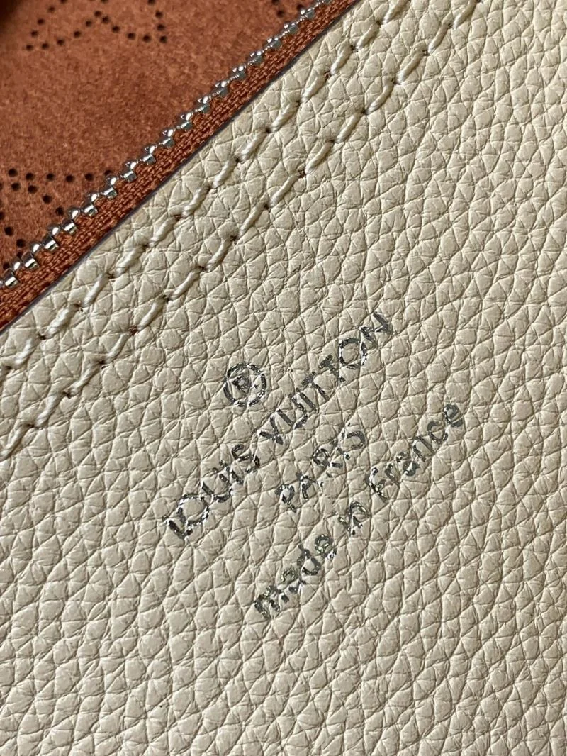 Louis Vuitton Shopping Bags FashionForward 41905