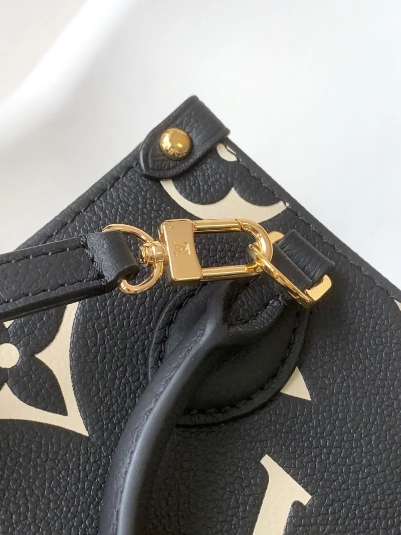 Functional Louis Vuitton Shopping Bags 41893