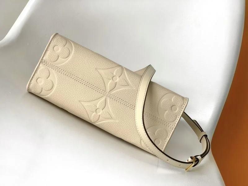 Seasonal Louis Vuitton Shopping Bags 41932