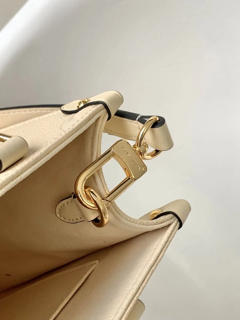 Seasonal Louis Vuitton Shopping Bags 41932